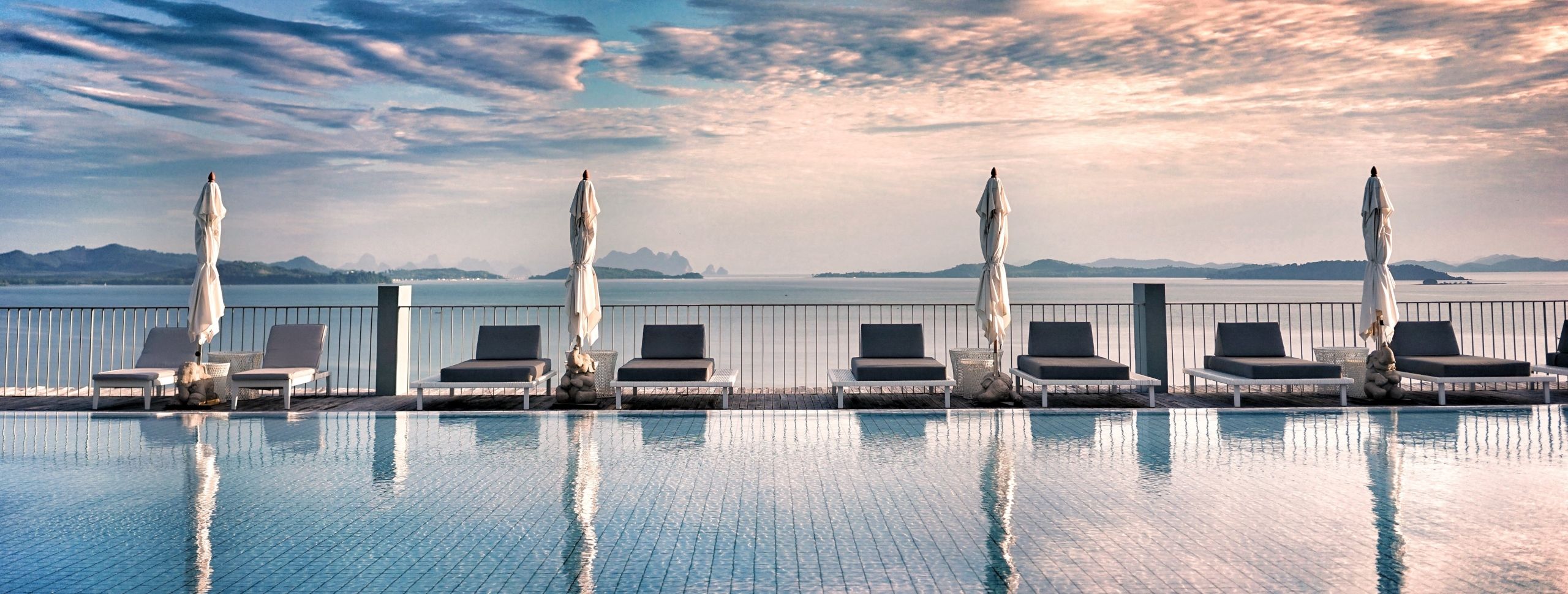 Πισίνα εξωτερική Art Water