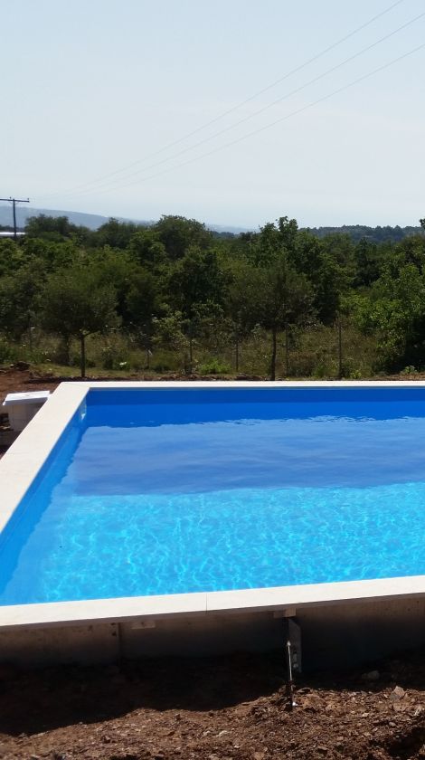 Εξωτερική πισίνα στη Μεσσηνία από την Art Water