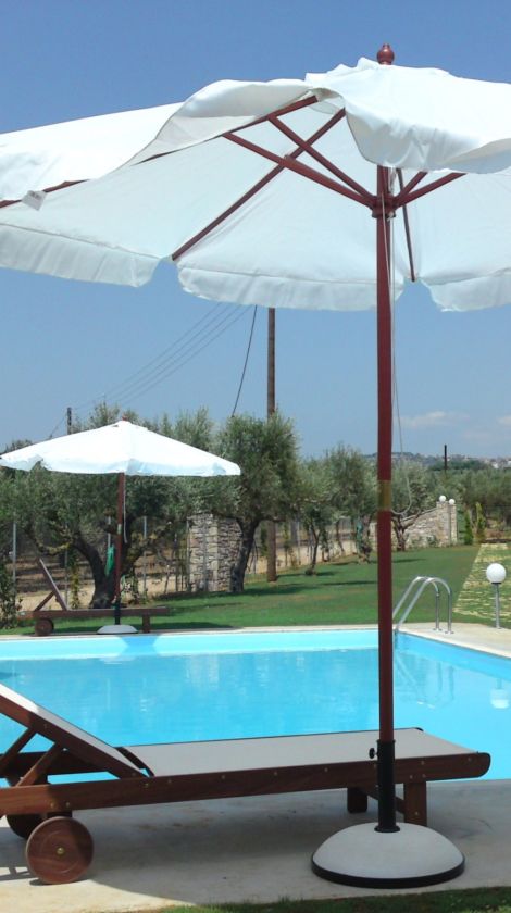 Εξωτερική πισίνα στη Μεσσηνία από την Art Water